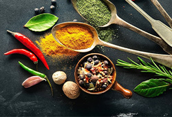 Март и пряности